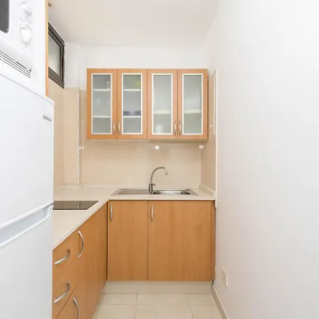 Apartment Arenas *